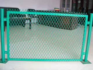 鋼板網(wǎng)護(hù)欄網(wǎng)  