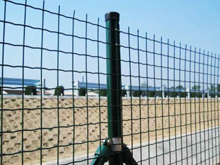 公路護欄網(wǎng)