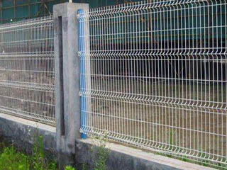 三角折彎護欄網(wǎng)