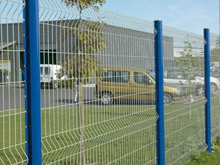 三角折彎護欄網(wǎng)