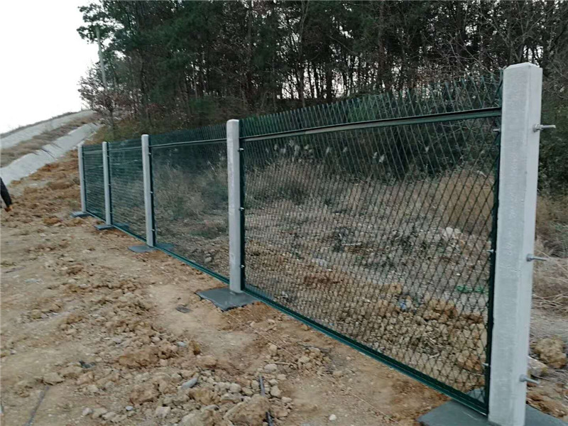 13333081799 (4) 13333081799 (4)